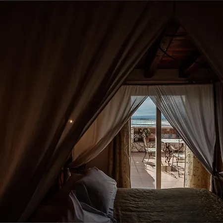 Palazzo Giunta - Porta Marina Ortigia B&B
