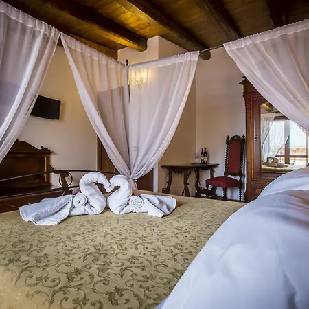 Nocleg ze śniadaniem Palazzo Giunta - Porta Marina Ortigia Syrakuzy