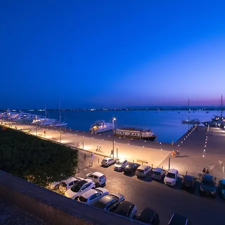 Nocleg ze śniadaniem Palazzo Giunta - Porta Marina Ortigia 3*